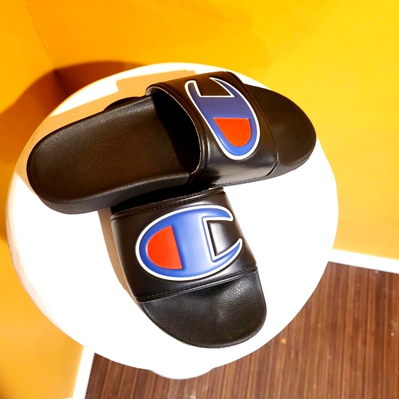 Boys Champion Slides - Picture 3 of 4